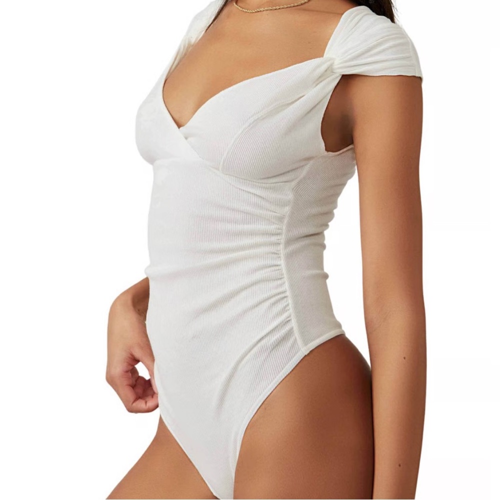 FREE PEOPLE Another Love Short Cap Sleeve Thong Bodysuit--NWT--L